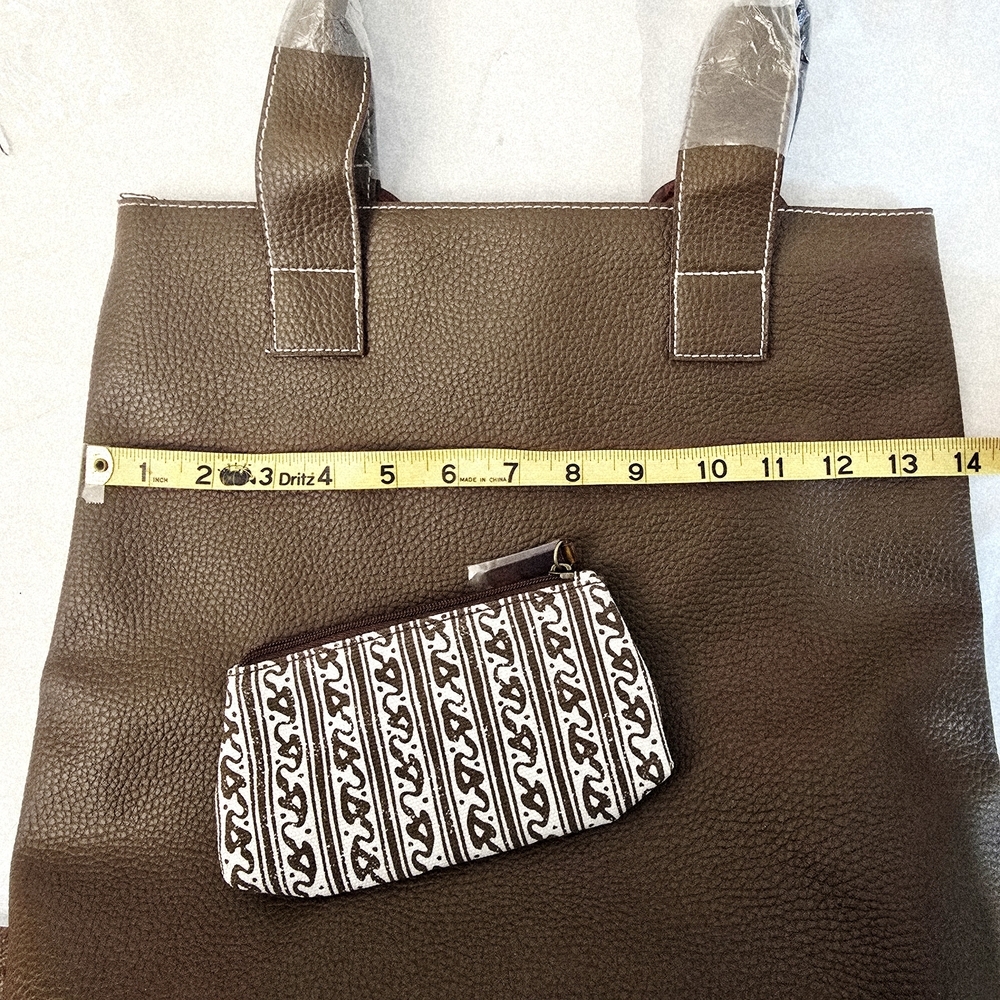 Estee Lauder Brown Long Tote with matching cosmetic bag set NEW - Picture 5 of 8